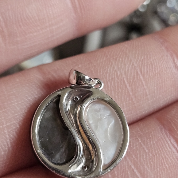 10kt white gold Ben moss diamons pendant - Picture 2 of 3